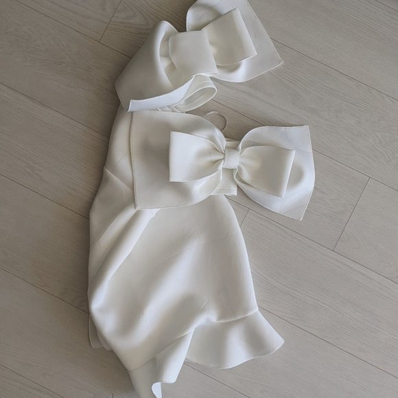 MISSGUIDED - Scuba Ruffle Bow Bardot Mini Dress - Picture 7 of 12